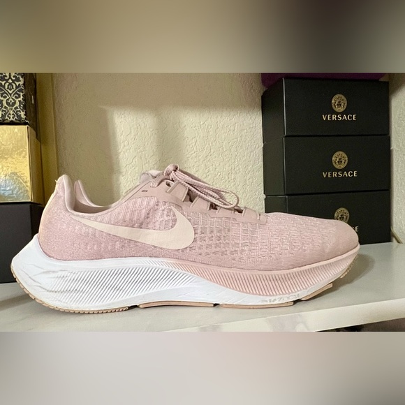 Nike Air Zoom Pegasus 37 Pink - Picture 2 of 14